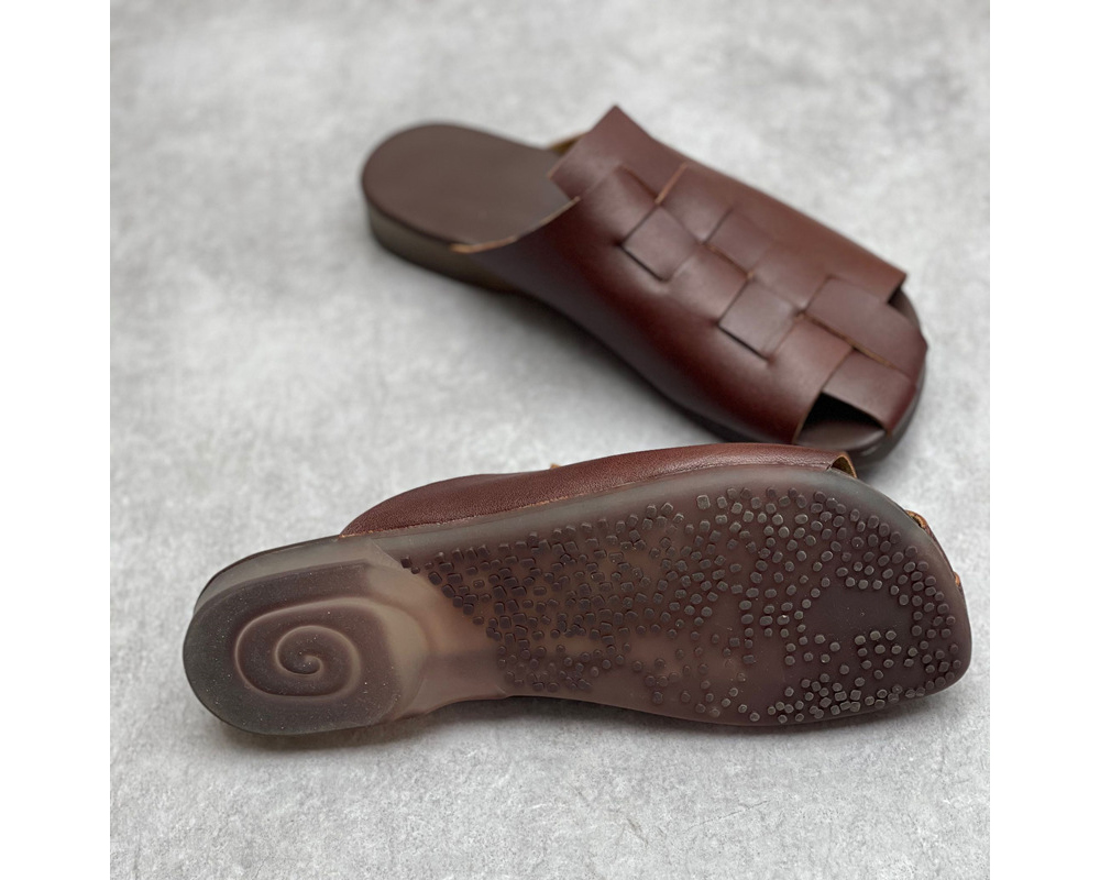 신발 초콜렛 색상 이미지-S1L10